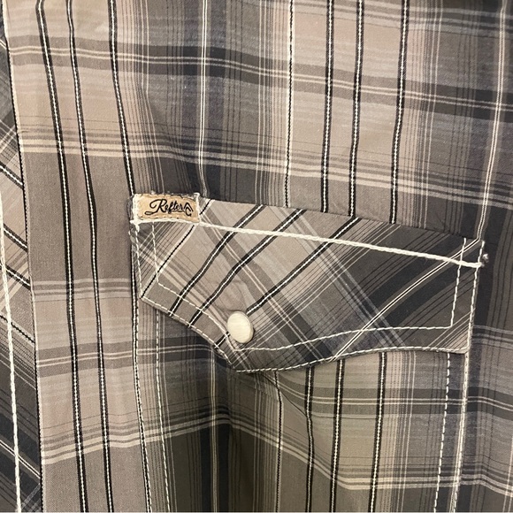 Rafter C gray plaid long sleeve pearl snap button down. Size: xxl - Picture 5 of 9